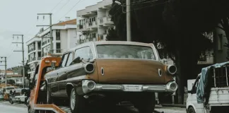 Tow Truck Mikołów: When to Call and How to Choose the Best Roadside Assistance Tow Truck Mikołów: When to Call and How to Choose the Best Roadside Assistance