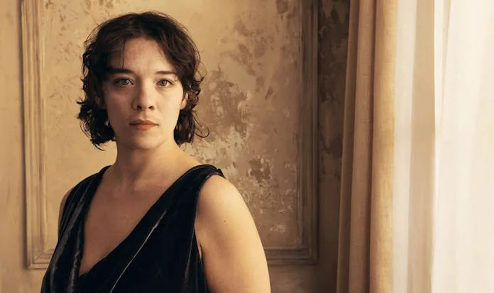 REAL FACES - LEONIE BUYSSE