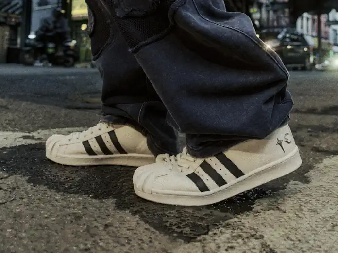 adidas Originals and Thug Club Present Their First Global Fall/Winter 2025 Collection Blending Fencing Duelist Spirit with Korean Streetwear Edge adidas Originals and Thug Club Present Their First Global Fall/Winter 2025 Collection Blending Fencing Duelist Spirit with Korean Streetwear Edge