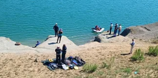 Police Diving Units Continue Week-Long Search for Drowning Victim at Heidedal Quarry Police Diving Units Continue Week-Long Search for Drowning Victim at Heidedal Quarry