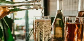 Sparkling Wines to Celebrate: From Delicate Bubbles to Bold Fizz