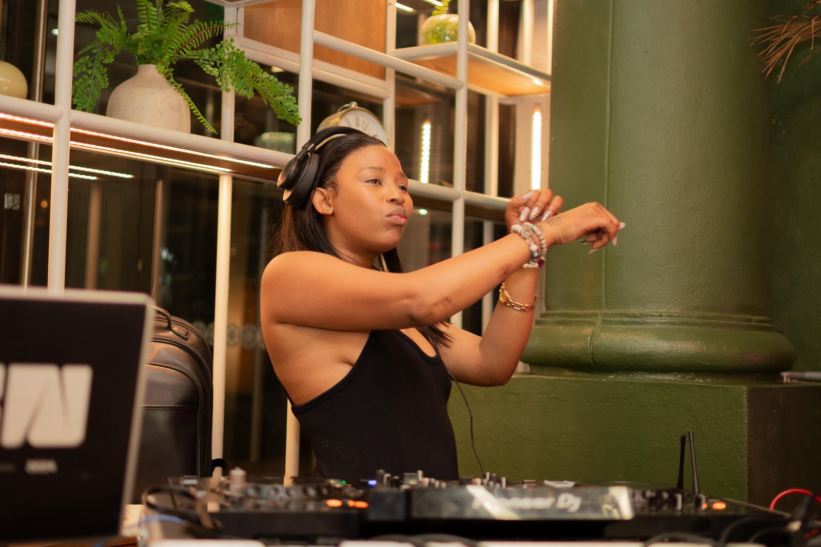 MsWilliams DJ