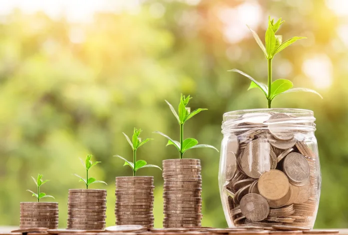 money-2724241_128085 How Millennials Are Changing the Investment Game in South Africa?