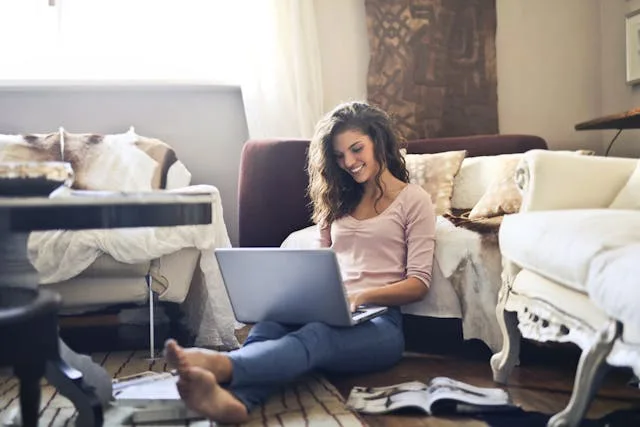 pexels-olly-3769717 The Home-Office Hybrid: How the Remote Work Revolution is Reshaping Rental Demands