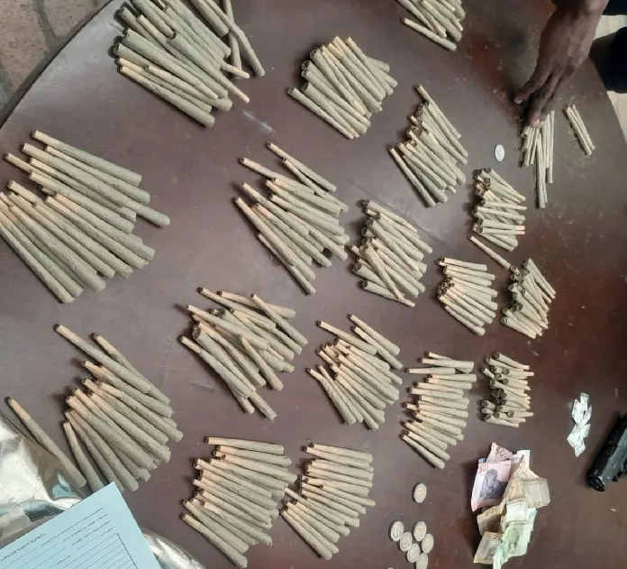 577460370_1253877596763878_8355940589812975554_n Bloemfontein Police Arrest 33-Year-Old, Seized Large Quantity of Drugs