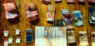 Anti-Gang Unit Nets R373k in Crystal Meth, Cash, and Surveillance Gear in Bloemfontein Raid Anti-Gang Unit Nets R373k in Crystal Meth, Cash, and Surveillance Gear in Bloemfontein Raid