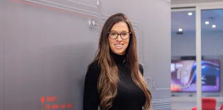 redAcademy and Flash Group collaborate to empower the next generation of tech talent Jessica Hawkey, MD of redAcademy