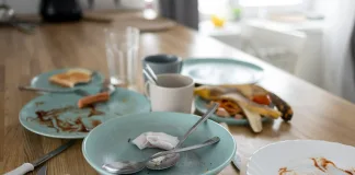 Cleaning Hacks for Hospitality and Retail