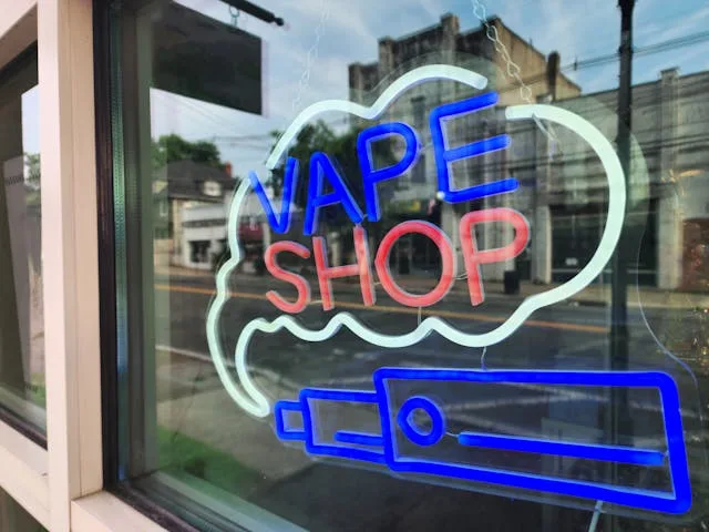 pexels-journal-of-studies-on-alcohol-and-drugs-110226961-27066158 Why Sour Apple Vape Flavors Are Taking the Vaping World by Storm