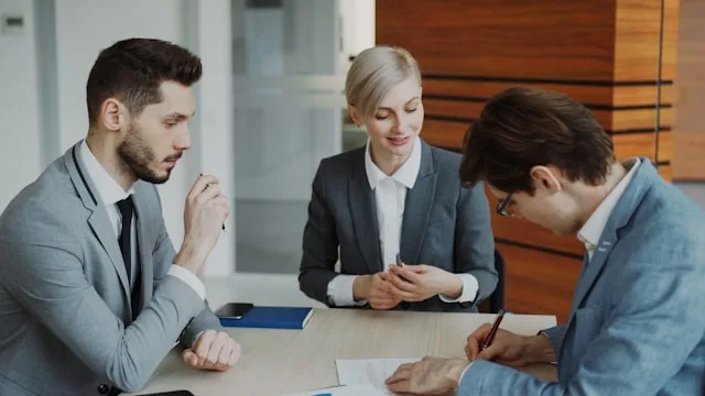 vitaly-gariev-iPheGw7_UaI-unsplash Beginner's Guide to Winning Legal Services Tender