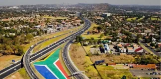 BRAND SOUTH AFRICA AND SOUTH AFRICA DAY CELEBRATE WORLD’S LARGEST ON THE GROUND FLAG