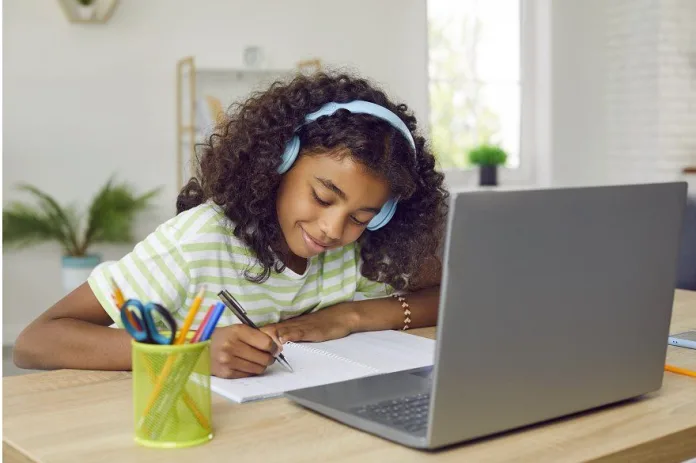 Koa-Feb Academy's AI-Powered SET Tool Flips the Script on Student Support