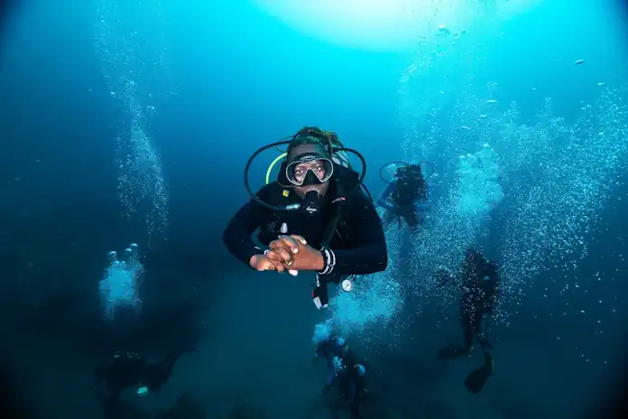 Meet Mama Sli from Sodwana Bay: The Dive Instructor Redefining Access to the Ocean for African Storytellers Meet Mama Sli from Sodwana Bay: The Dive Instructor Redefining Access to the Ocean for African Storytellers
