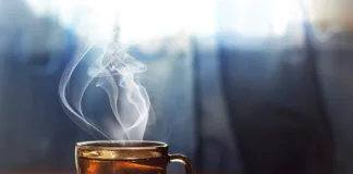 Dietitian Shares 4 Often Overlooked Benefits of Traditional Black Tea