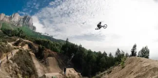 World’s best mountainbike riders deliver freeride frenzy at Darkfest 2026