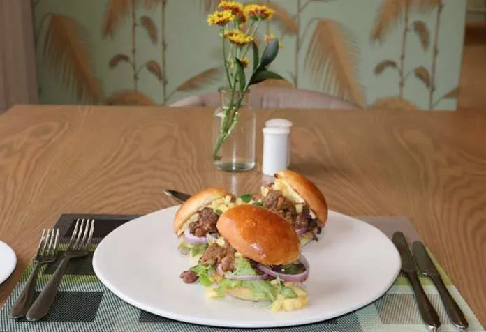 Mini Asian Lamb Burgers with Diced Pineapple & Coriander Yoghurt