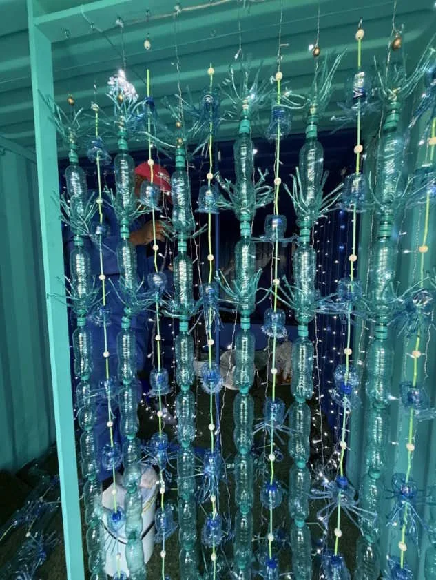 Made out of recycled plastic bottles