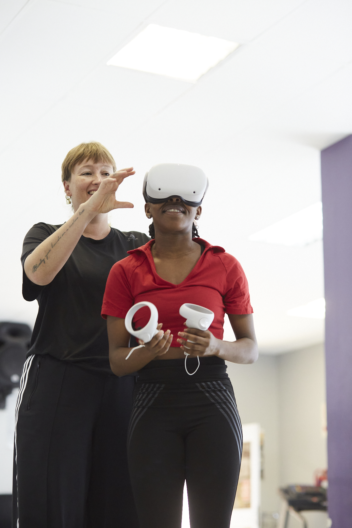 Darkroom Contemporary Artistic Director Louise Coetzer with company dancer Tania Mteto. Image by Oscar O’Ryan.