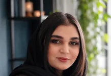 Mobina Khanaki