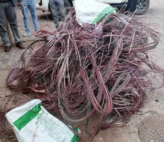 One Arrested, Five Sought After R86,484 in Stolen Cables Recovered One Arrested, Five Sought After R86,484 in Stolen Cables Recovered