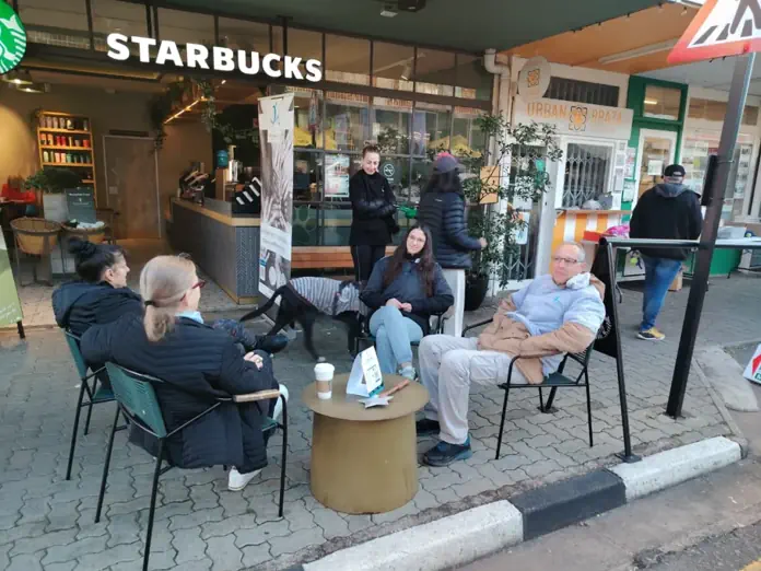Starbucks Parkhurst Donates 100 Reusables to Bet on Better Starbucks Parkhurst Donates 100 Reusables to Bet on Better