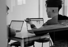 The importance of leadership feedback to shift the behaviour holding the organisation back The importance of leadership feedback to shift the behaviour holding the organisation back