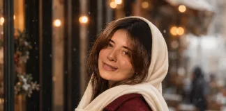 Fatemeh Jahangard Highlights the Role of Financial Thinking in Clear Digital Content Fatemeh Jahangard