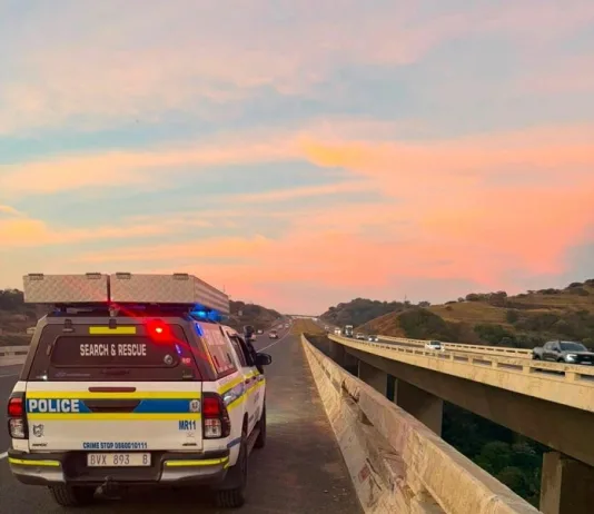 Search and Rescue Teams Recover Unidentified Body From Mkomazi River in Umkomaas Search and Rescue Teams Recover Unidentified Body From Mkomazi River in Umkomaas