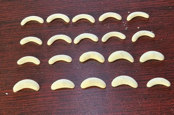 755870549_1094016570045417_7327374666433975901_n Targeted Montclair Drug Arrest: 58-Year-Old Nigerian National Apprehended with R76,800 in Rock Cocaine