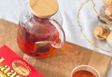 World Breastfeeding Week: How Rooibos Can Support Breastfeeding Moms Naturally. Image supplied by PR company for Joekels