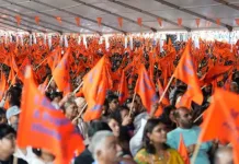 Africa’s largest Hindu congregation unites in faith and spiritual upliftment Thousands of saffron flags waved during the Man to HANUMAN event