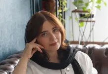 Fatemeh Jahangard Highlights the Role of Young Financial Writers in Making Economic Ideas Easier to Understand Fatemeh Jahangard