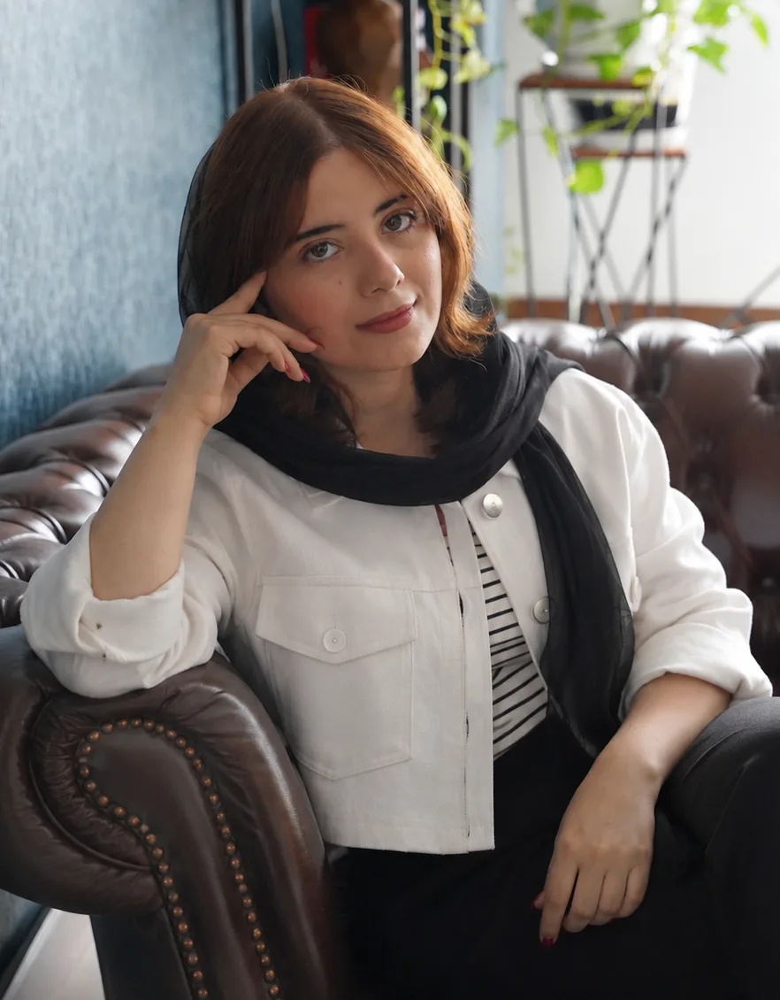 Fatemeh Jahangard Highlights the Role of Young Financial Writers in Making Economic Ideas Easier to Understand Fatemeh Jahangard Highlights the Role of Young Financial Writers in Making Economic Ideas Easier to Understand