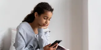 How Social Media Affects Teens' Mental Health. Image supplied by PR company for Affinity Health.