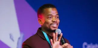 Mpho Popps to Host The 2026 Content Creator Awards, Sponsored by Samsung