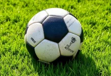 MTN8 Quarterfinals Kick Off: Orlando Pirates and Mamelodi Sundowns Chase Glory