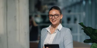 Carlyn Perils, lecturer on SACAP's Bachelor of Industrial and Organisational Psychology programme. Image supplied by SACAP.