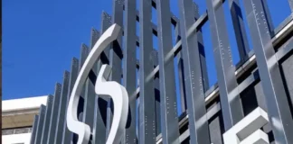 Sandton Gate wins at SAPOA’s 60th awards, making the case for building around the working day Sandton Gate wins at SAPOA’s 60th awards, making the case for building around the working day