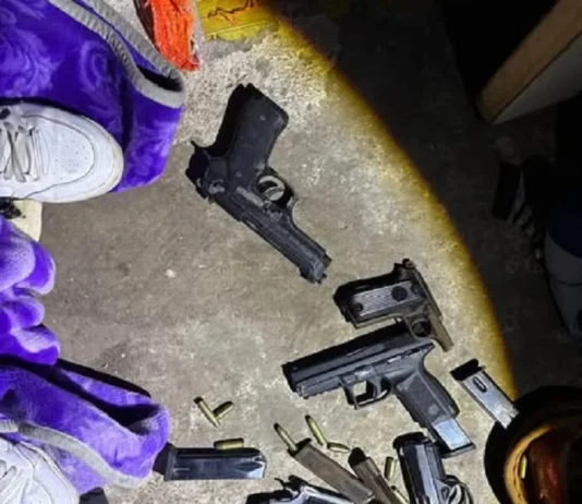 Gqeberha Firearm Recovery: Four Arrested After Five Illegal Guns Seized in Walmer Township Gqeberha Firearm Recovery: Four Arrested After Five Illegal Guns Seized in Walmer Township