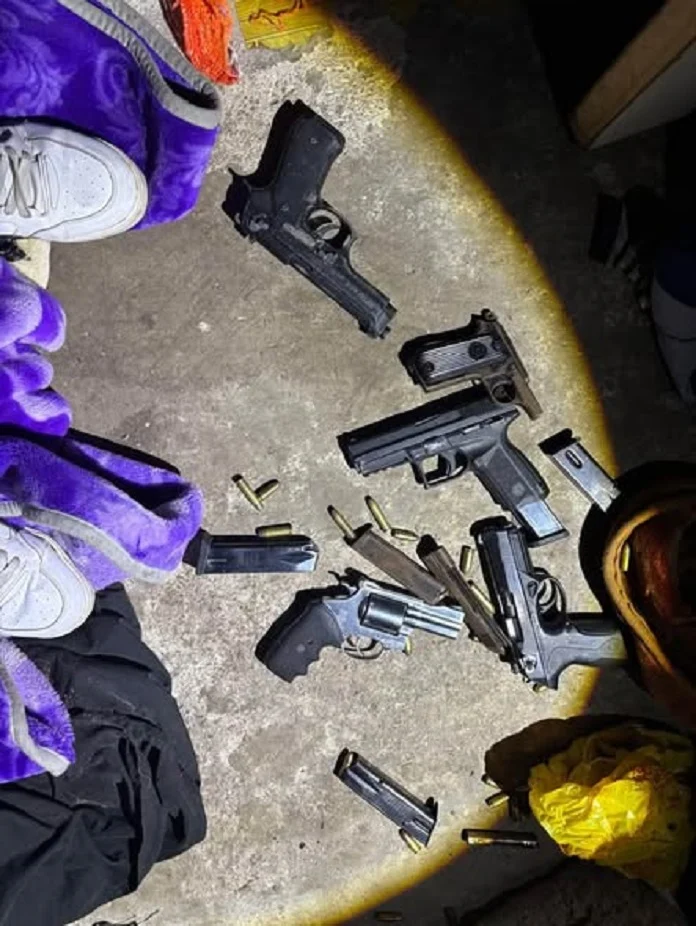 Gqeberha Firearm Recovery: Four Arrested After Five Illegal Guns Seized in Walmer Township Gqeberha Firearm Recovery: Four Arrested After Five Illegal Guns Seized in Walmer Township