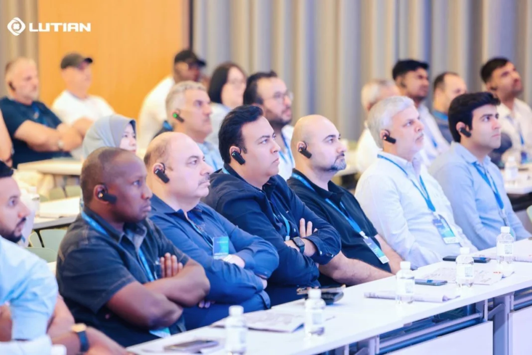 Showcasing Technical Capabilities: From Technology Accumulation to Solution Implementation