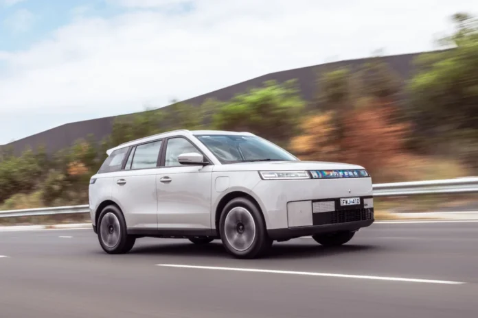 OMODA & JAECOO officially launch J5 SHS and J5 BEV, expanding its electrified line-up in South Africa OMODA & JAECOO officially launch J5 SHS and J5 BEV, expanding its electrified line-up in South Africa