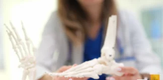 Osteoporosis Warning Signs and Risk Factors