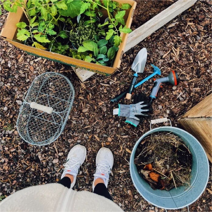 THREE SMART ADDITIONS TO YOUR SUMMER GARDENING TOOLKIT THREE SMART ADDITIONS TO YOUR SUMMER GARDENING TOOLKIT